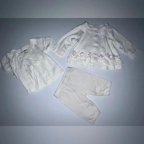 # 4 LOT Baby  girl clothes MIX  Bundle Of 11 Vary Brands Please See Pictures - Picture 8 of 13